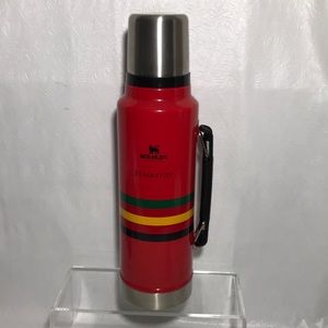Pendleton x Stanley Brand Thermos Vacuum Insulated Rainier National Parks Bottle